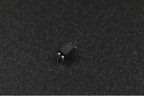 EL-017 4-Pin DIP Optocoupler IC