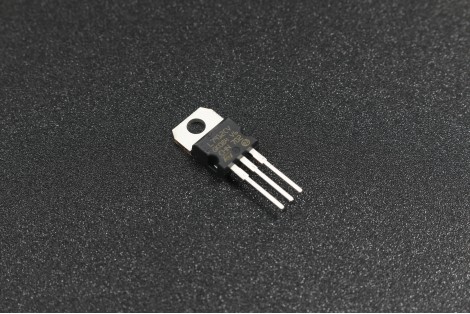 ST L7912 -12V Negative Voltage Regulator